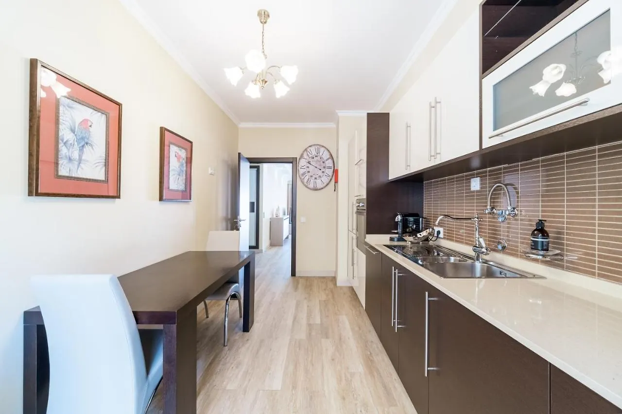Historical City Center Penthouse Albufeira Apartament