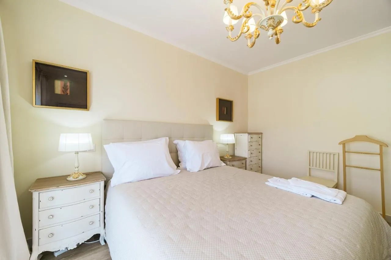 Historical City Center Penthouse Albufeira 0*,
