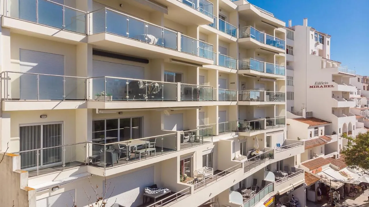 Historical City Center Penthouse Albufeira Portugalia